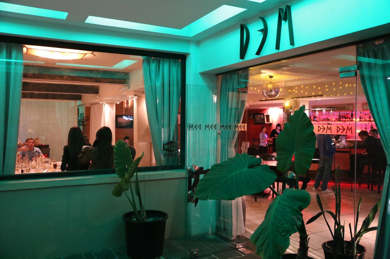DEM Hotel Sukhumi Eksteriør bilde